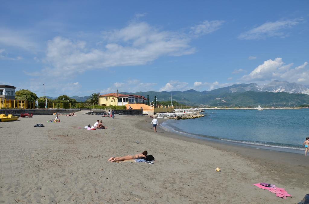 La Perla Del Magra Holidays House Montemarcello Exterior photo
