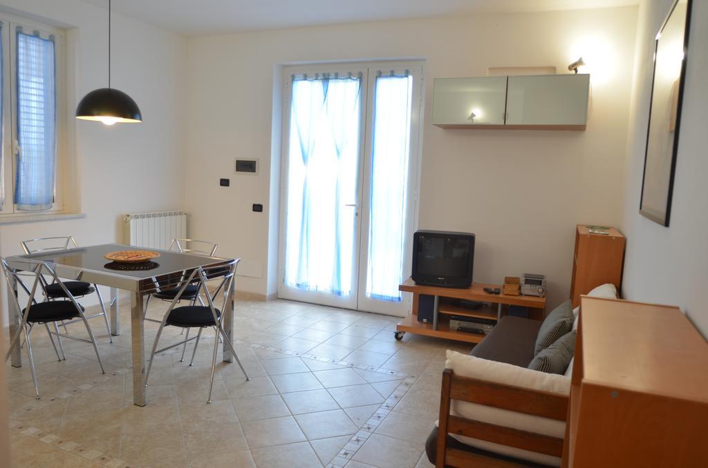 La Perla Del Magra Holidays House Montemarcello Exterior photo