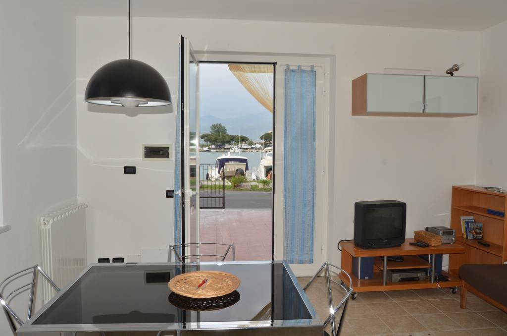 La Perla Del Magra Holidays House Montemarcello Exterior photo